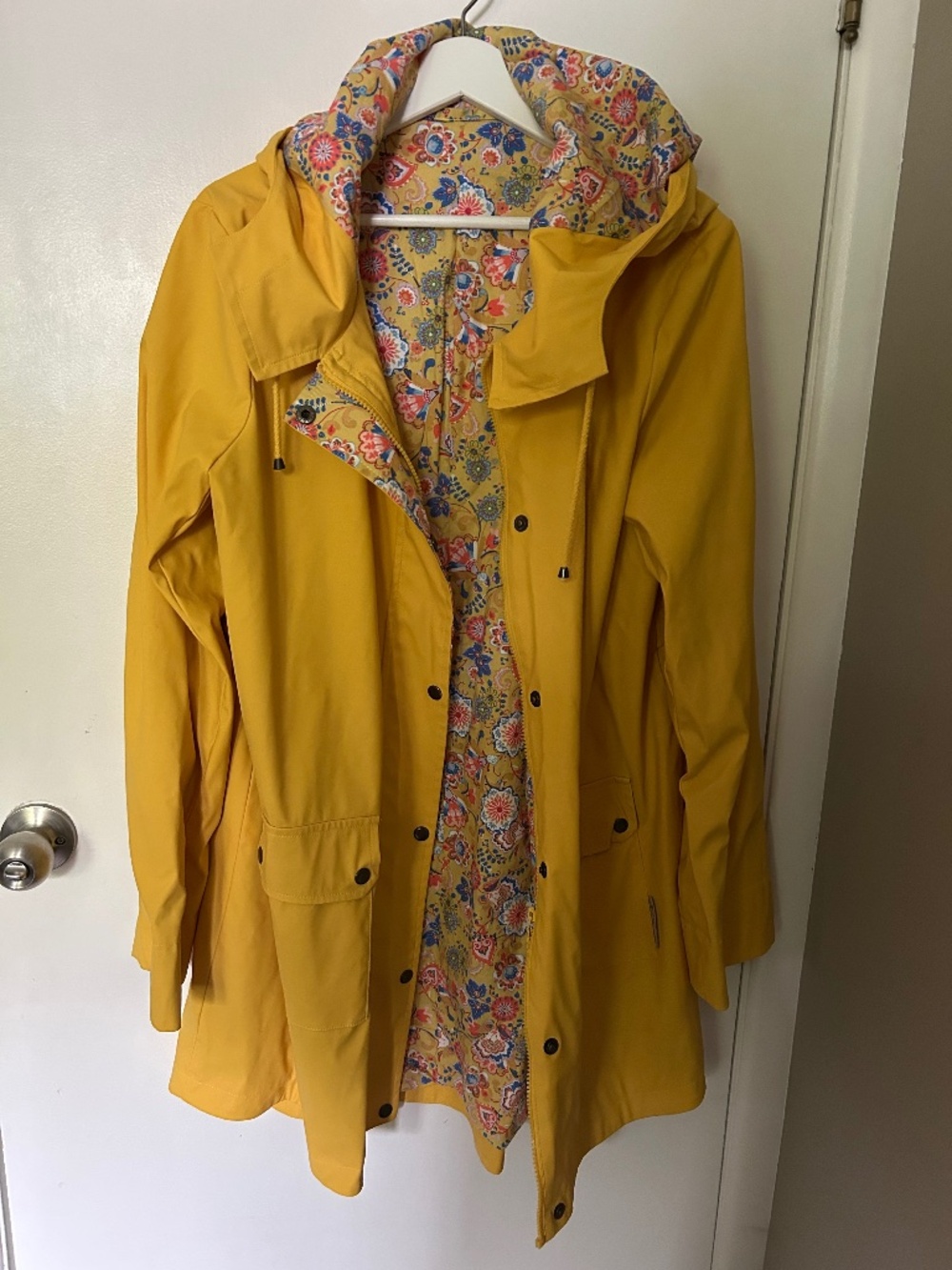 Yellow Wax Jacket/Rain Coat, Floral Lining, XL
